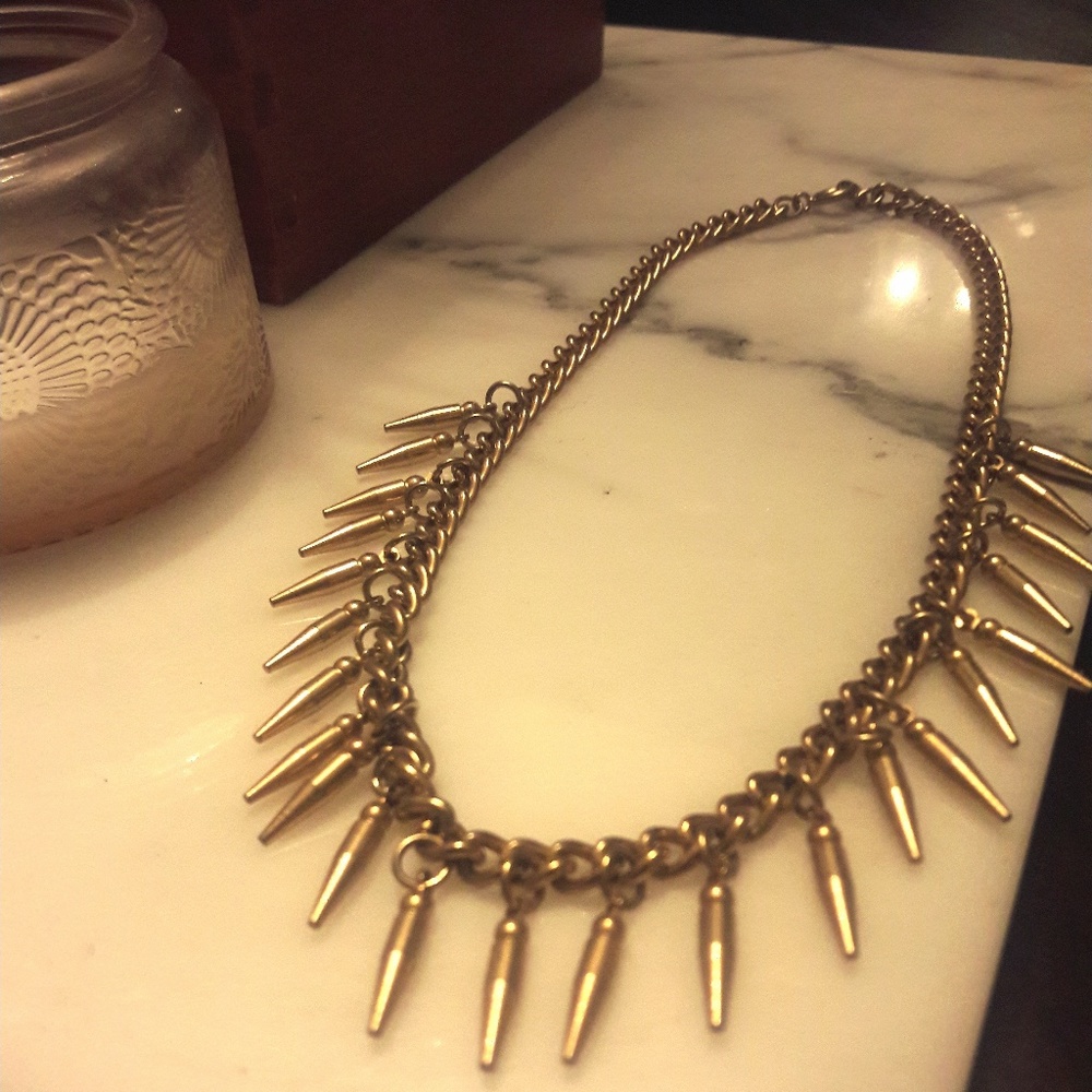 LF soft spike short necklace